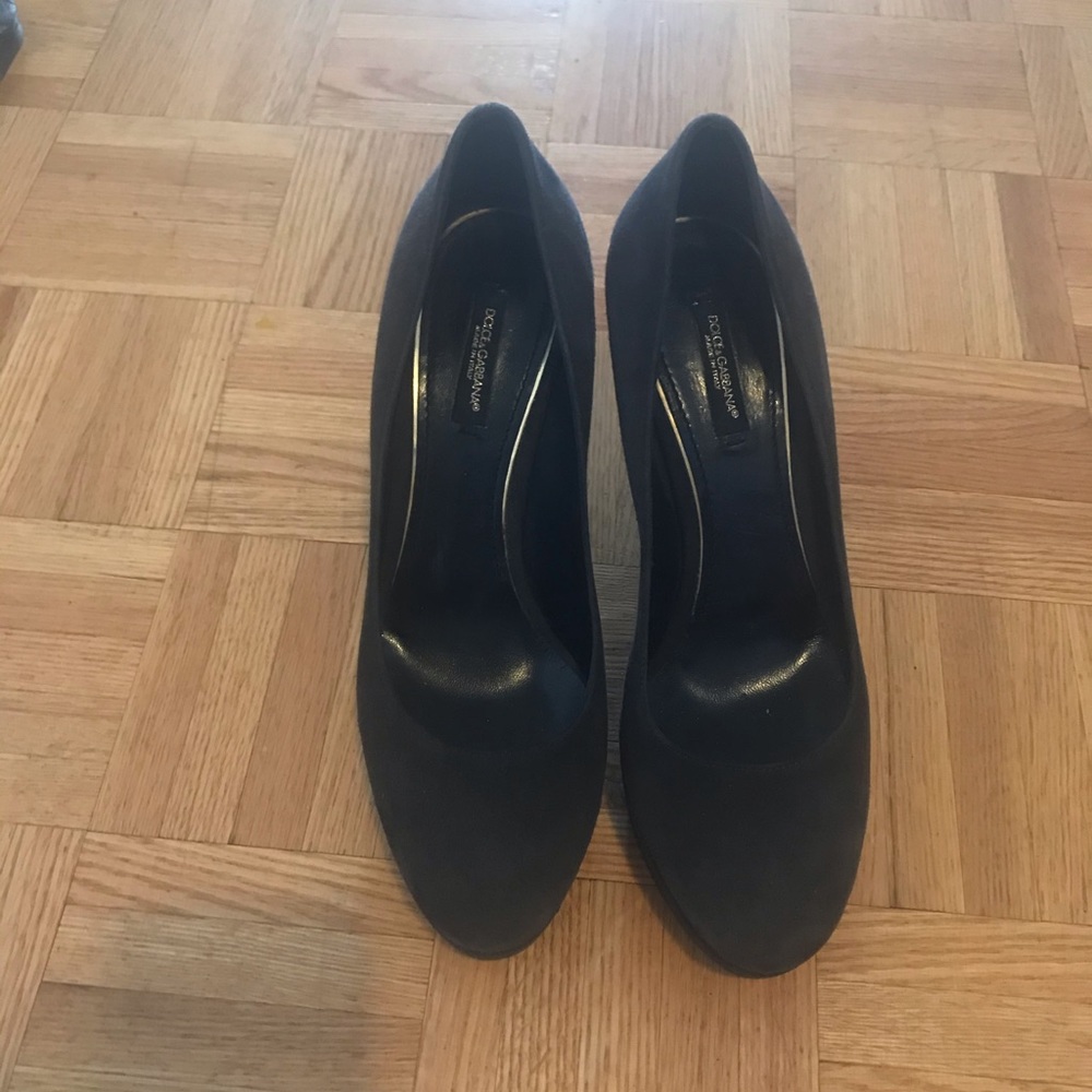 COPY - Dolce & Gabbana suede heels size 38